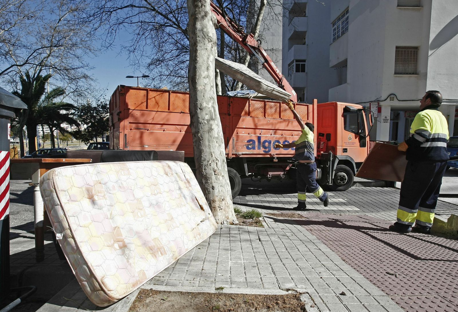 Recogida de muebles de Algesa