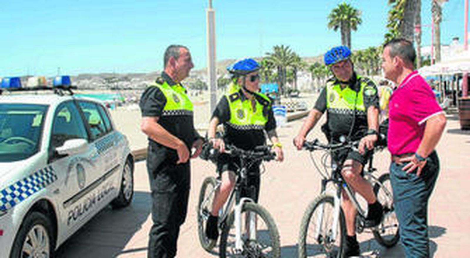 La nueva unidad dispone de dos bicicletas, dos motos y dos vehículos todoterreno para vigilar la costa.