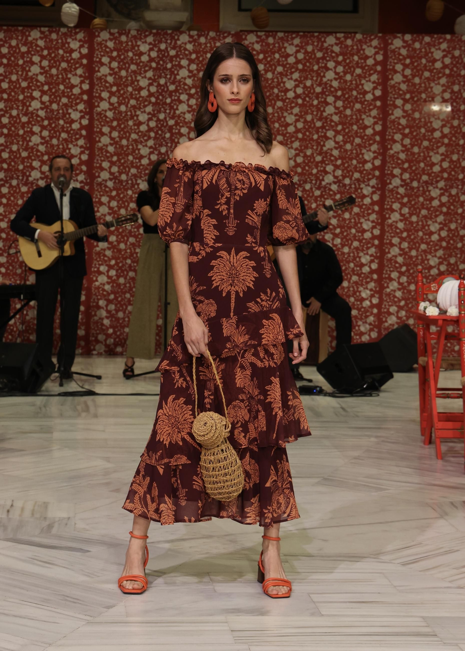 Desfile moda andaluza "Cajasol de moda"