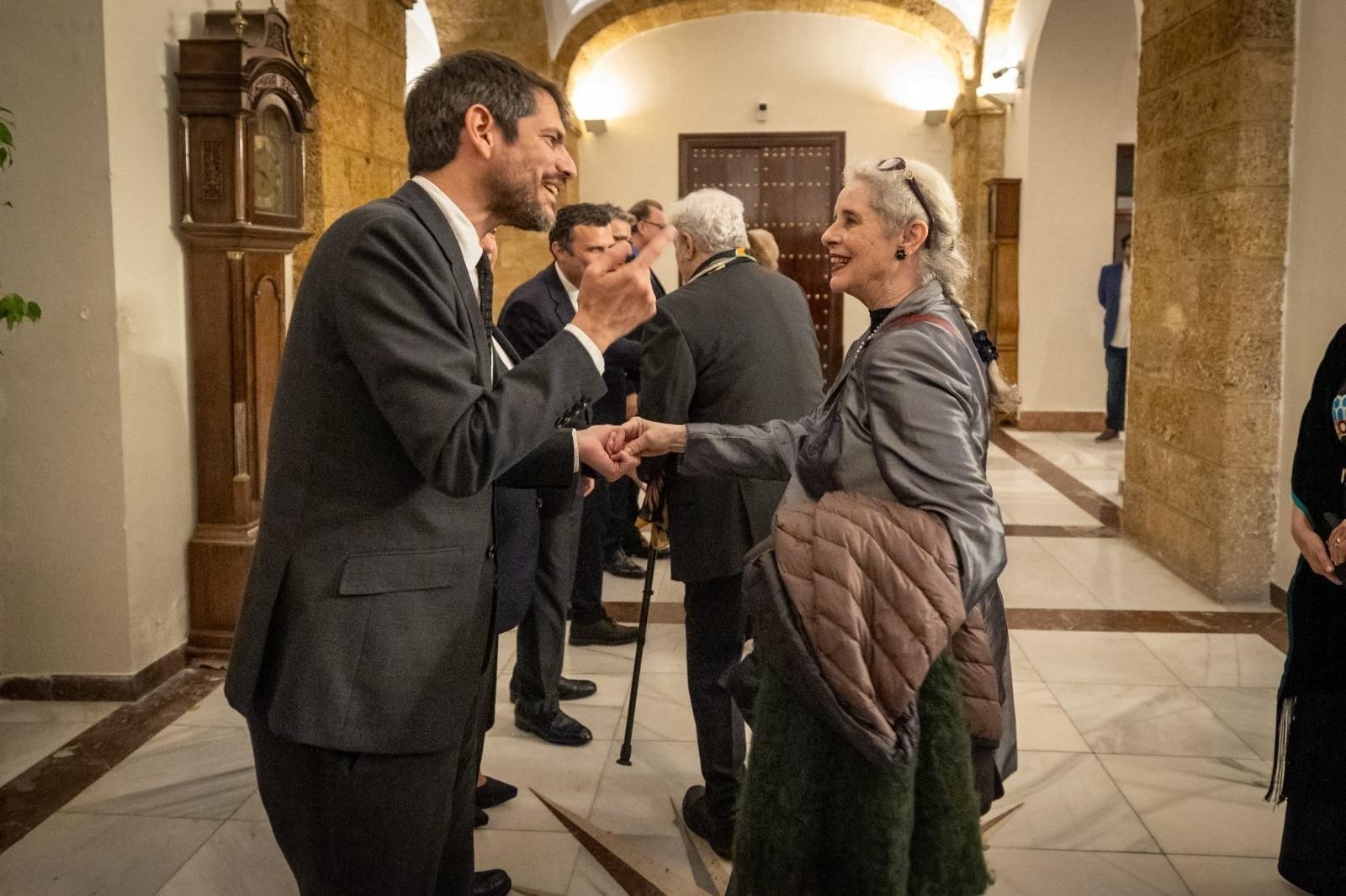 Las imágenes de la cena de los premiados con la Medalla de Oro de las Bellas Artes en la Diputación de  Cádiz
