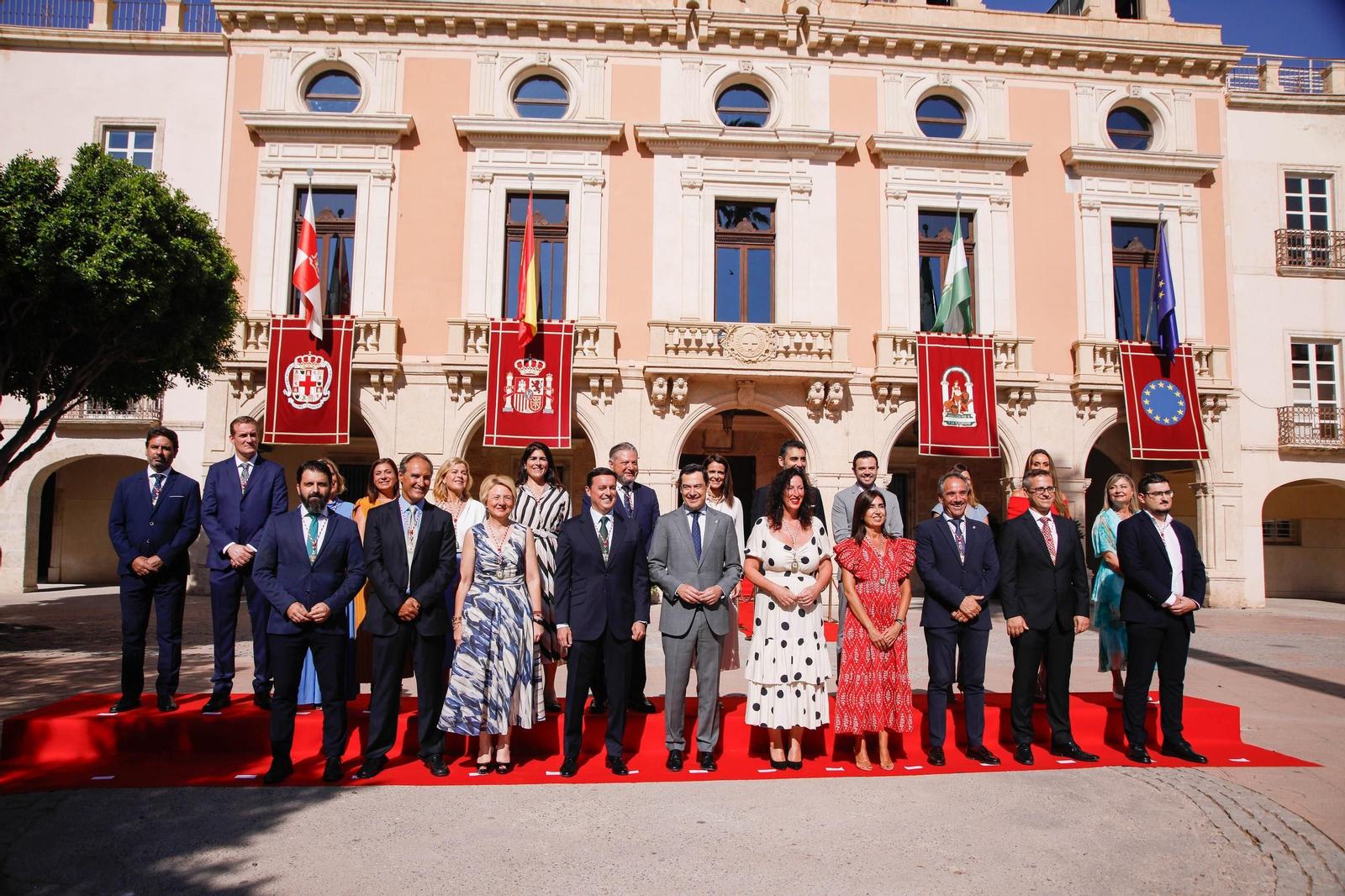 Imágemes de la casa consistorial de Almería