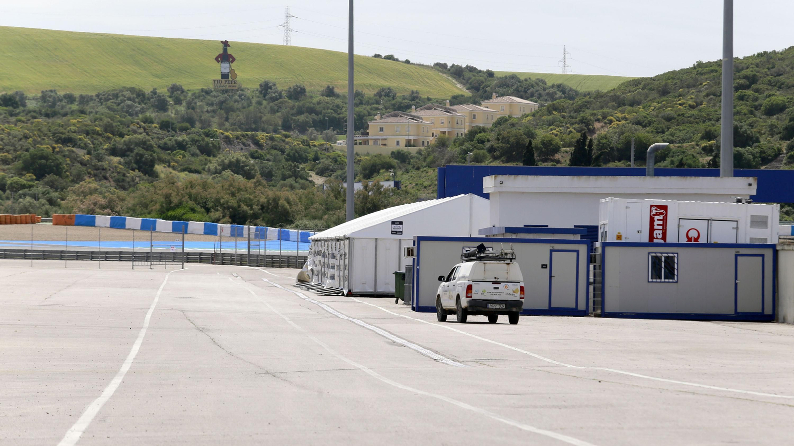 Preparativos en el Circuito de Jerez - Ángel Nieto