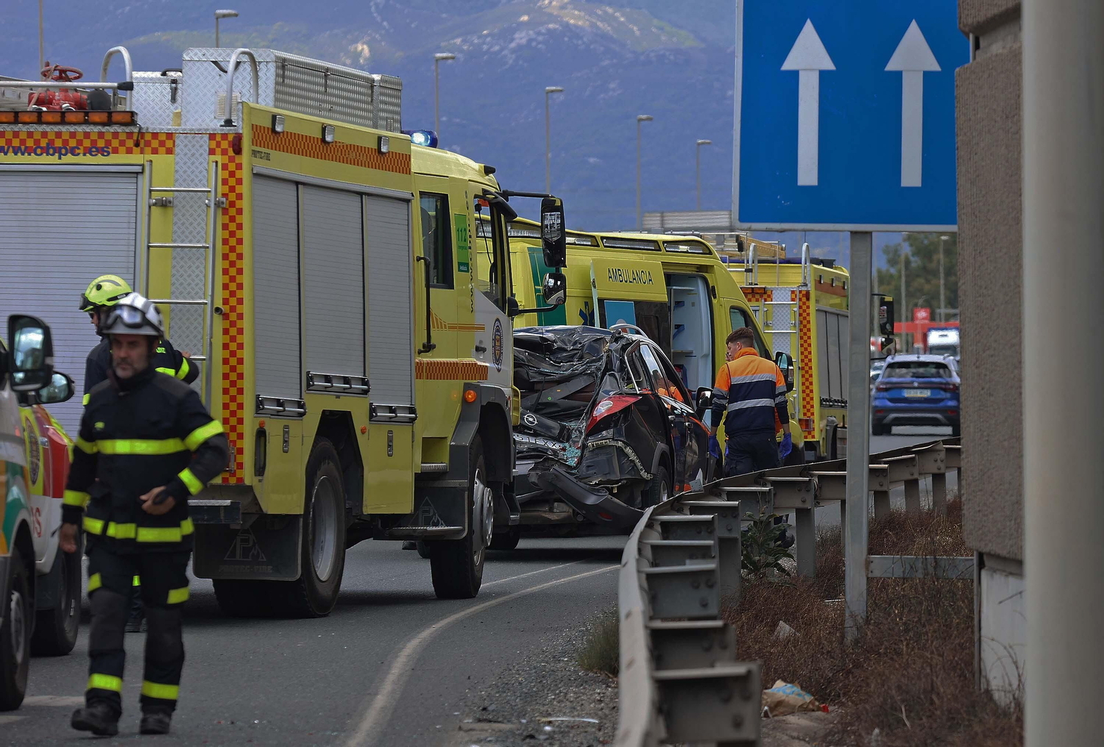 Fotos del accidente de esta mañana en la A7 en Palmones