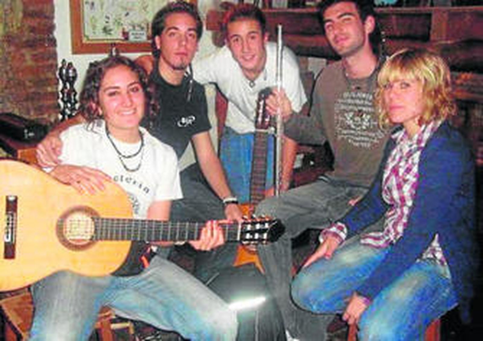 La banda granadina Entre pitos y flautas.