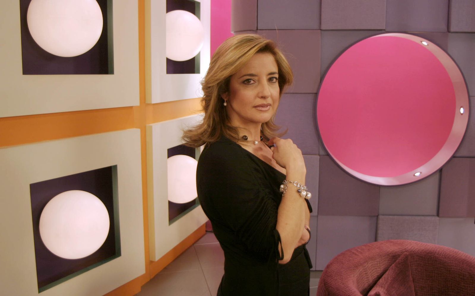 Inmaculada Casal en el plató de 'Contraportada' en 2005