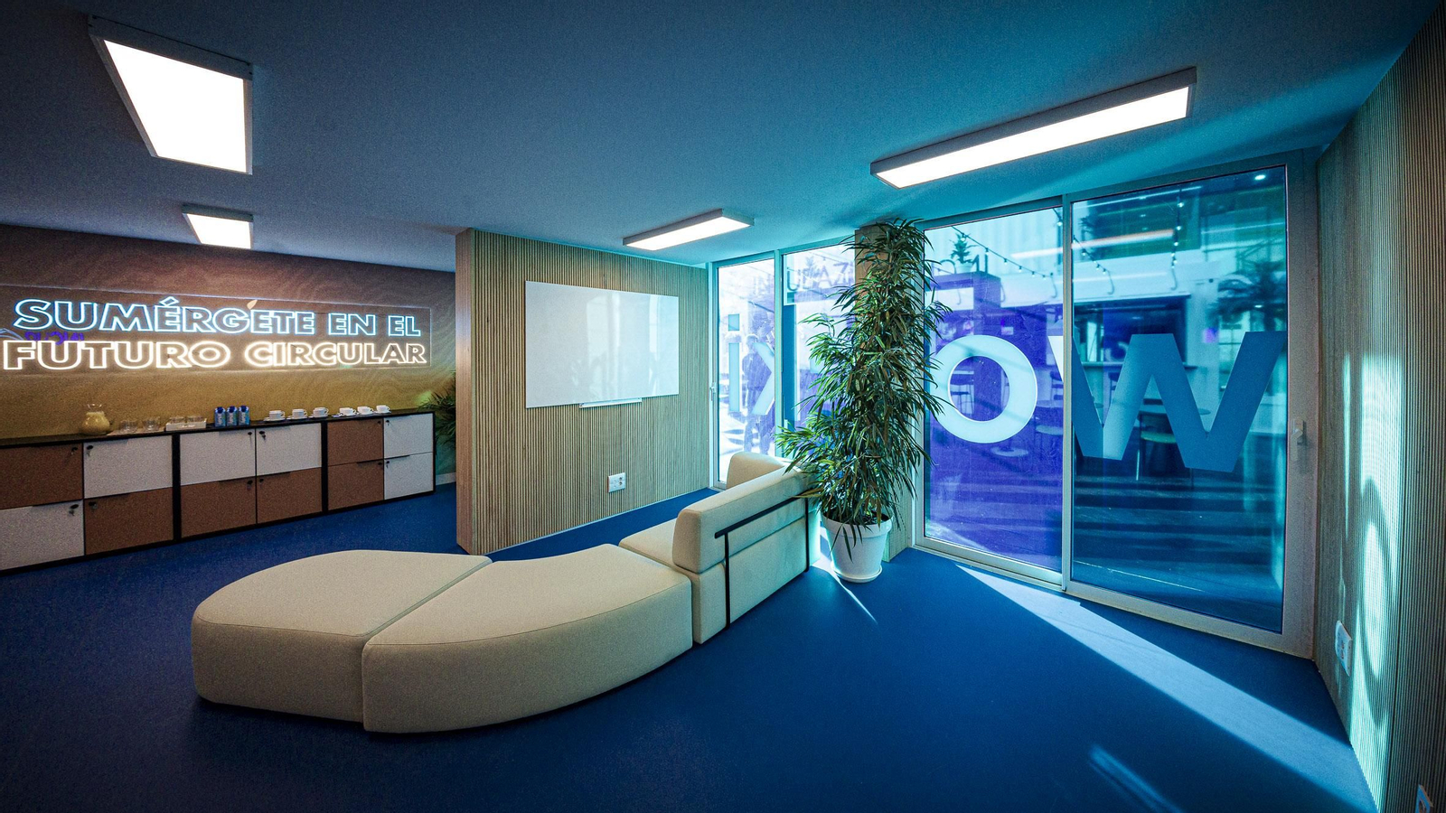 Las imágenes del interior de la Zona Base de Incubazul en Cádiz