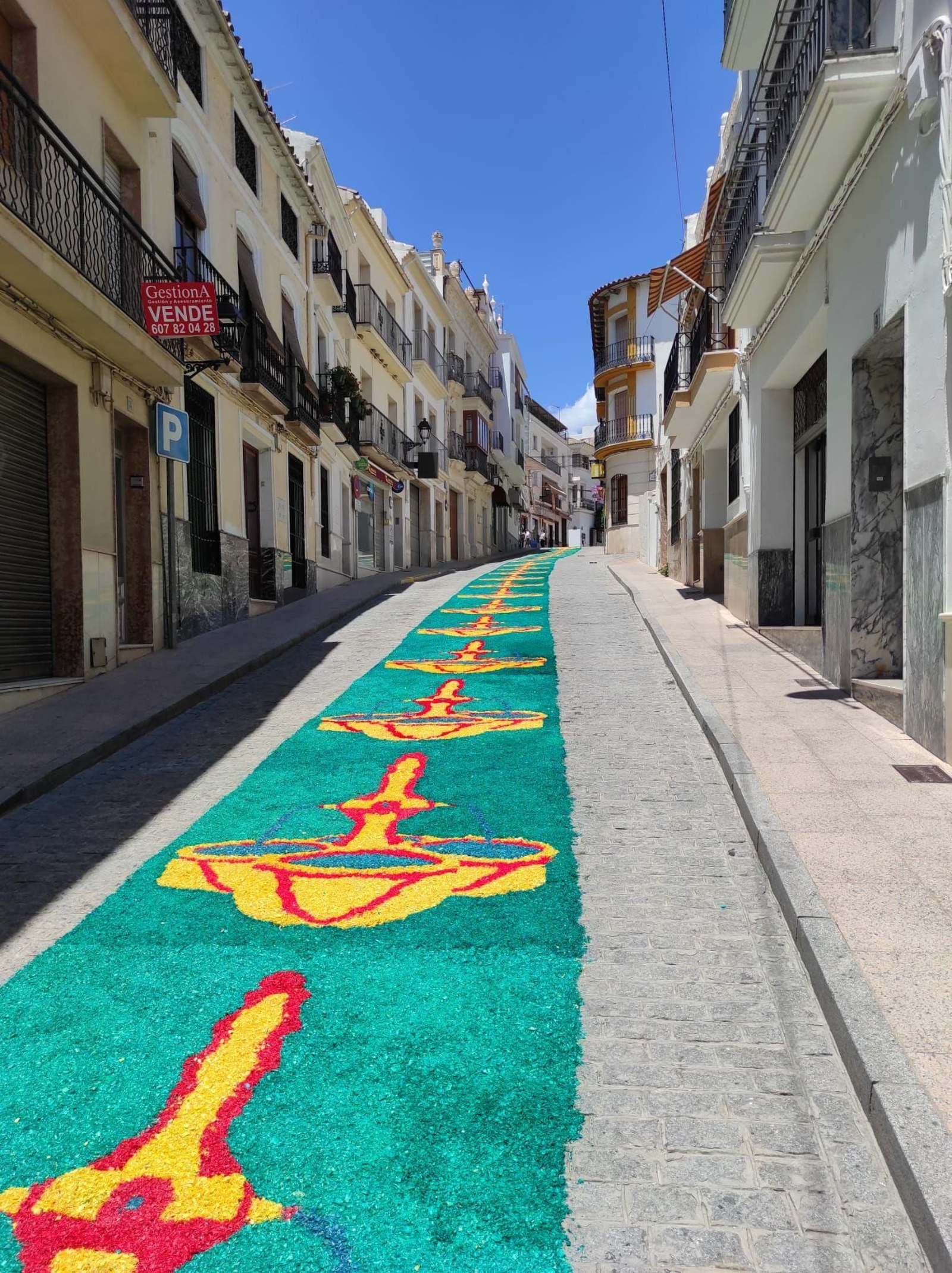 Un recorrido en imágenes por las coloridas alfombras del Corpus en Valenzuela, Belmez y Carcabuey