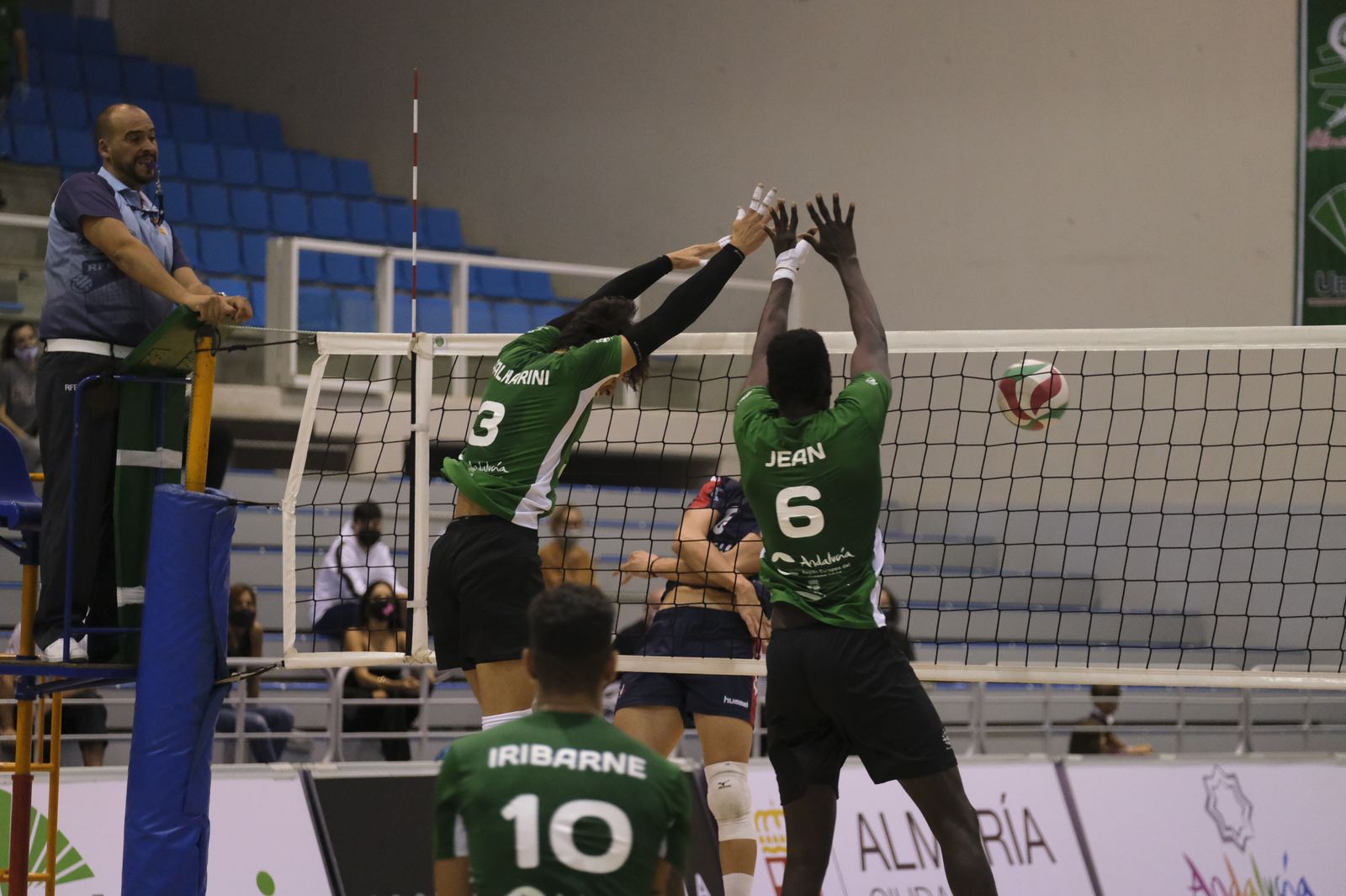 Fotogalería Unicaja Almería Voleibol-Arenal Emevé Lugo