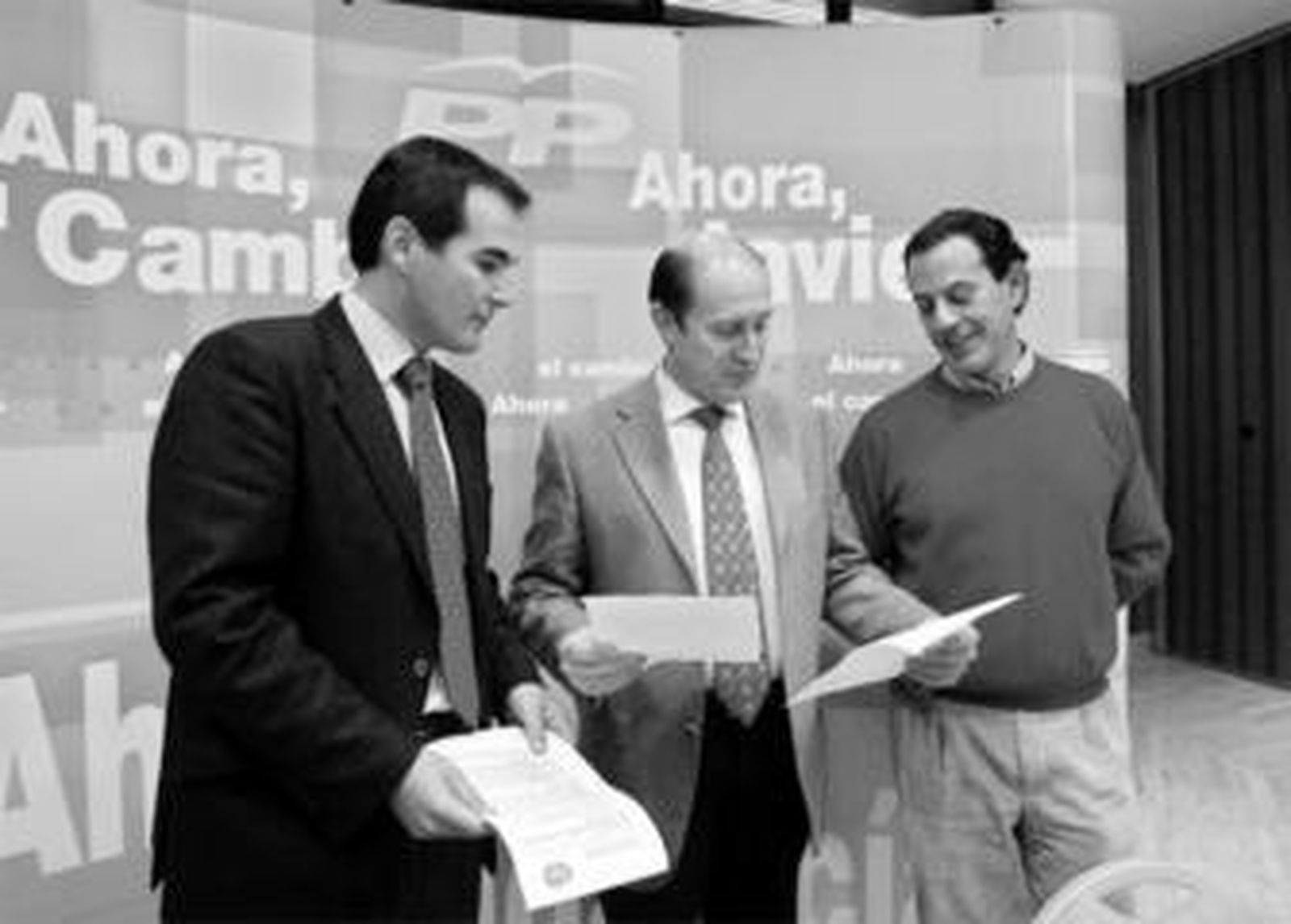 Nieto, Cabello de Alba y Merino, ayer en el hotel Córdoba Center.