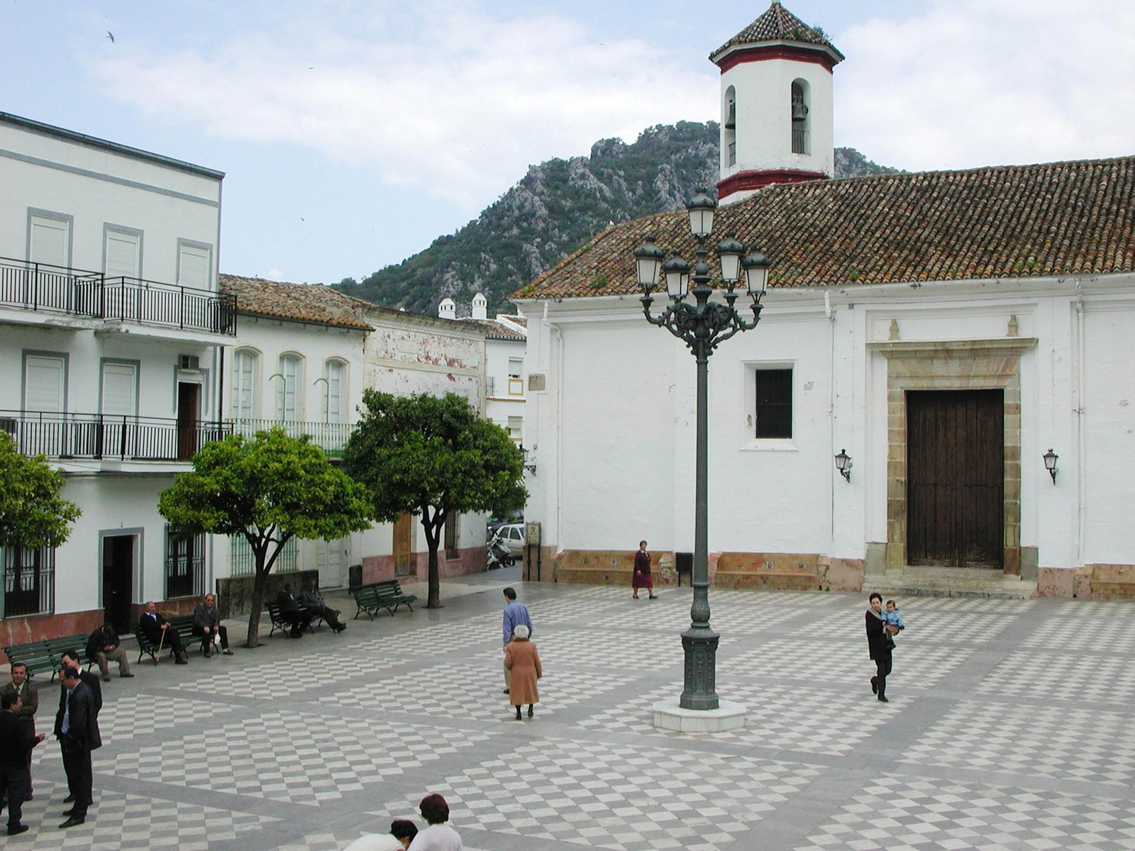 Una vista de la plaza del ayuntamiento.
