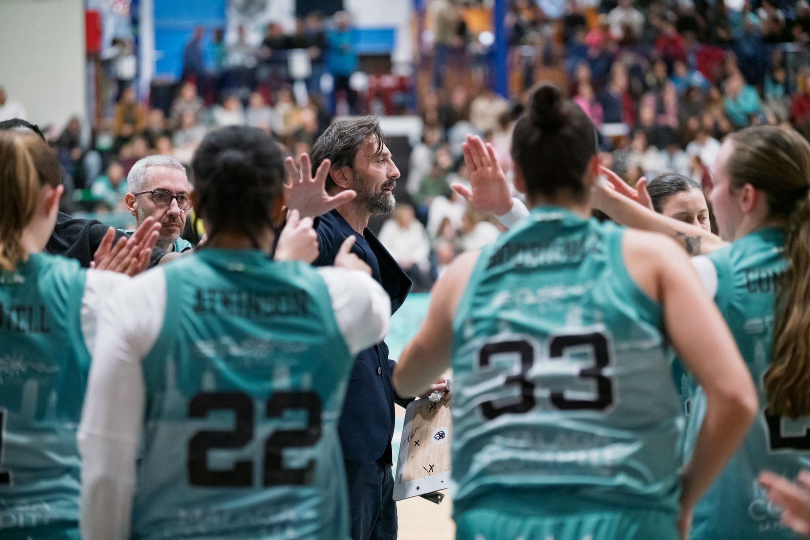 Esencial victoria del CAB Estepona ante el Spar Gran Canaria (80-64)