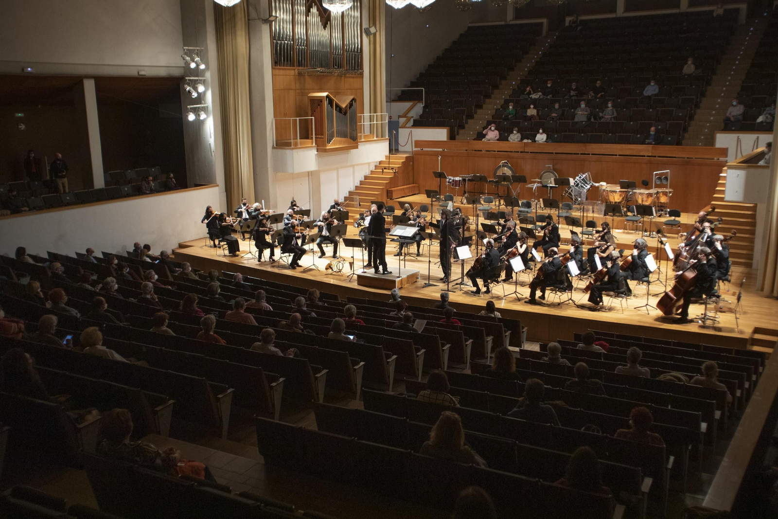 Fotos: concierto de la Orquesta Ciudad de Granada sobre poemas de Rafael Guillén