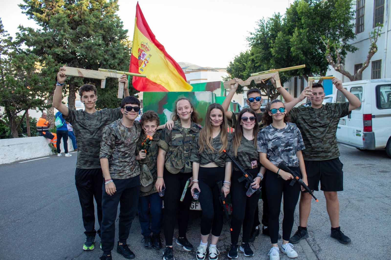 El gran desfile de carrozas y pasacalles de Canjáyar, en imágenes