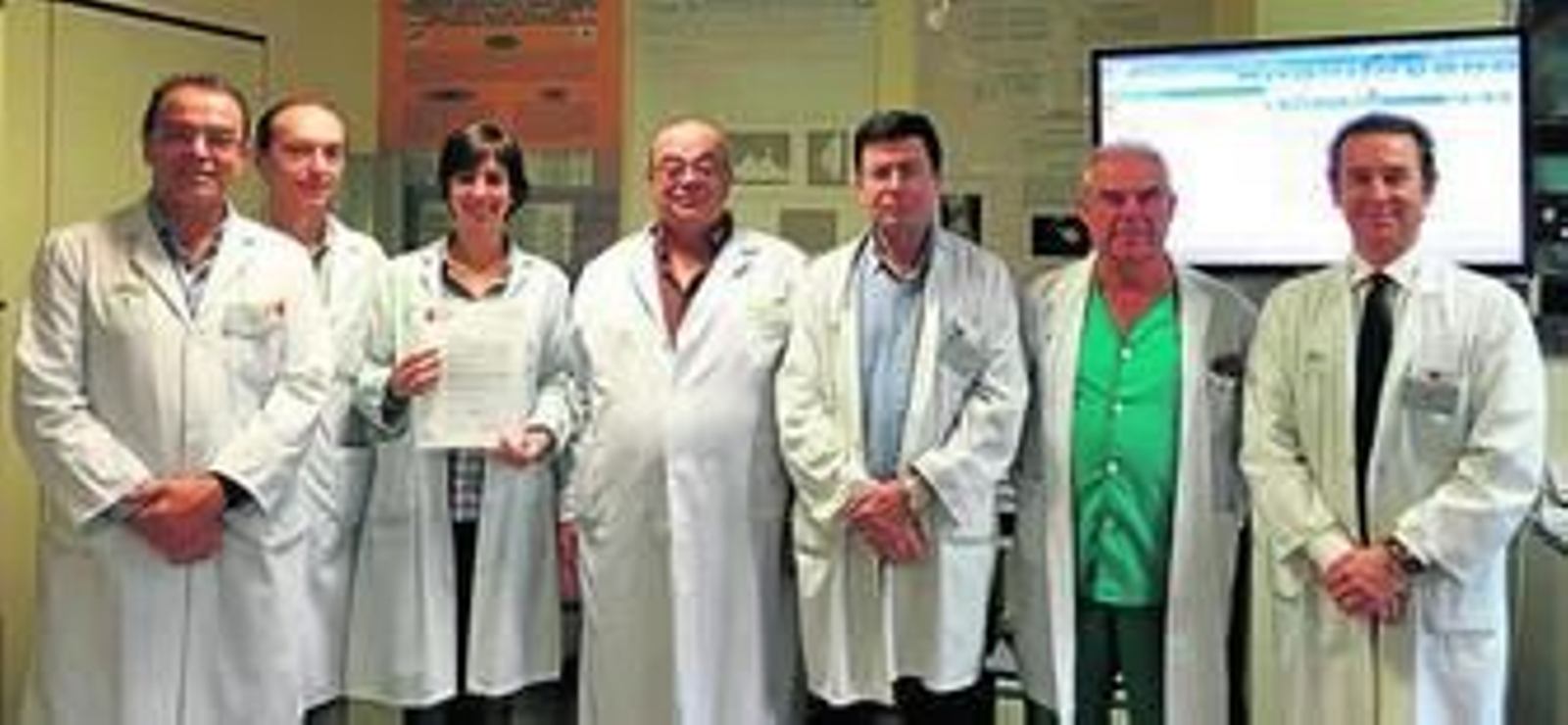 Componentes de la Unidad de Urología de Huelva, premiada por la sociedad andaluza.