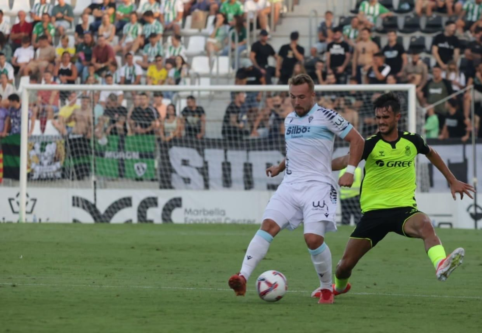 Las imágenes del Cádiz- Betis en el Ciudad de La Línea