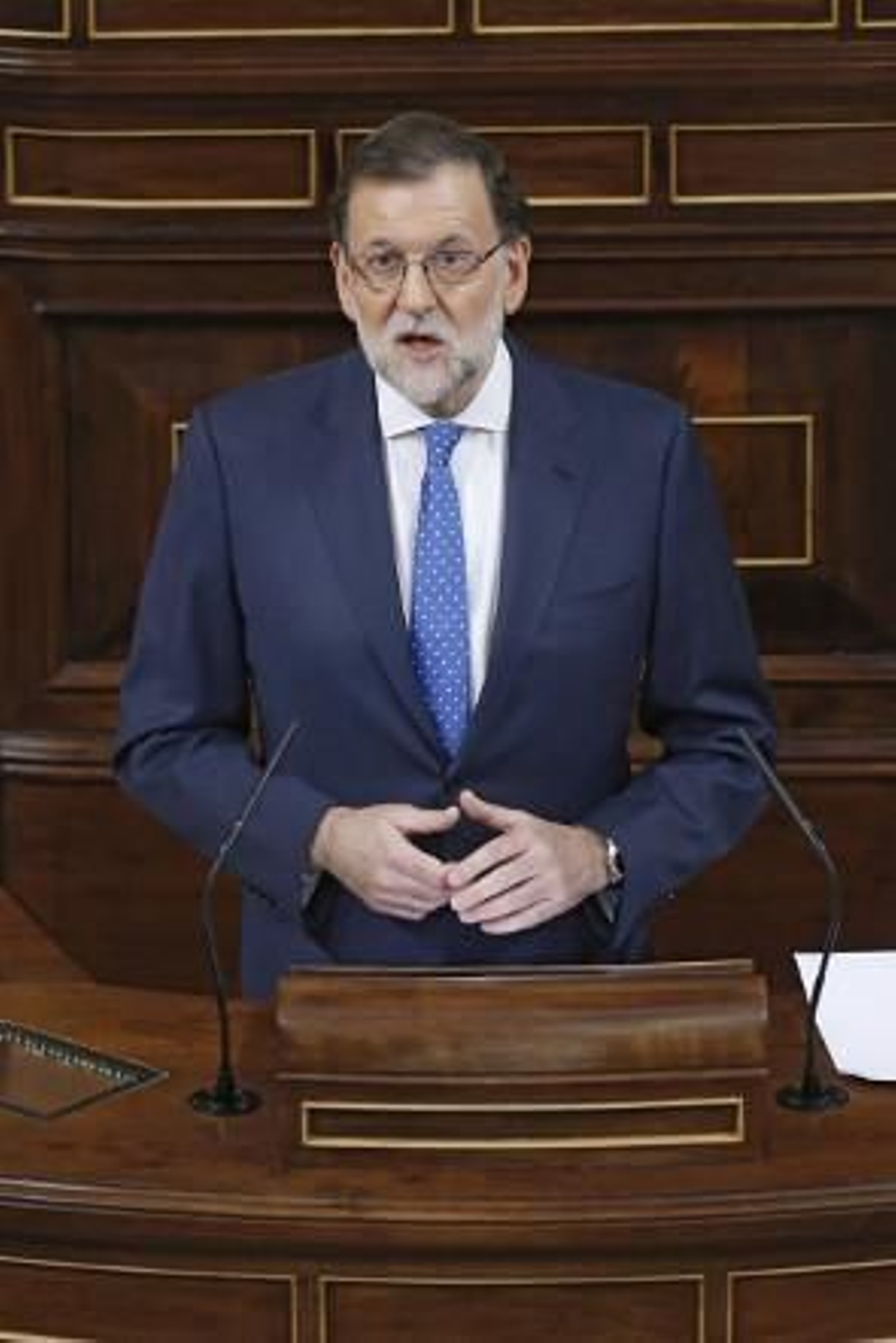 Rajoy, en su intervención durante el debate de investidura. / EFE