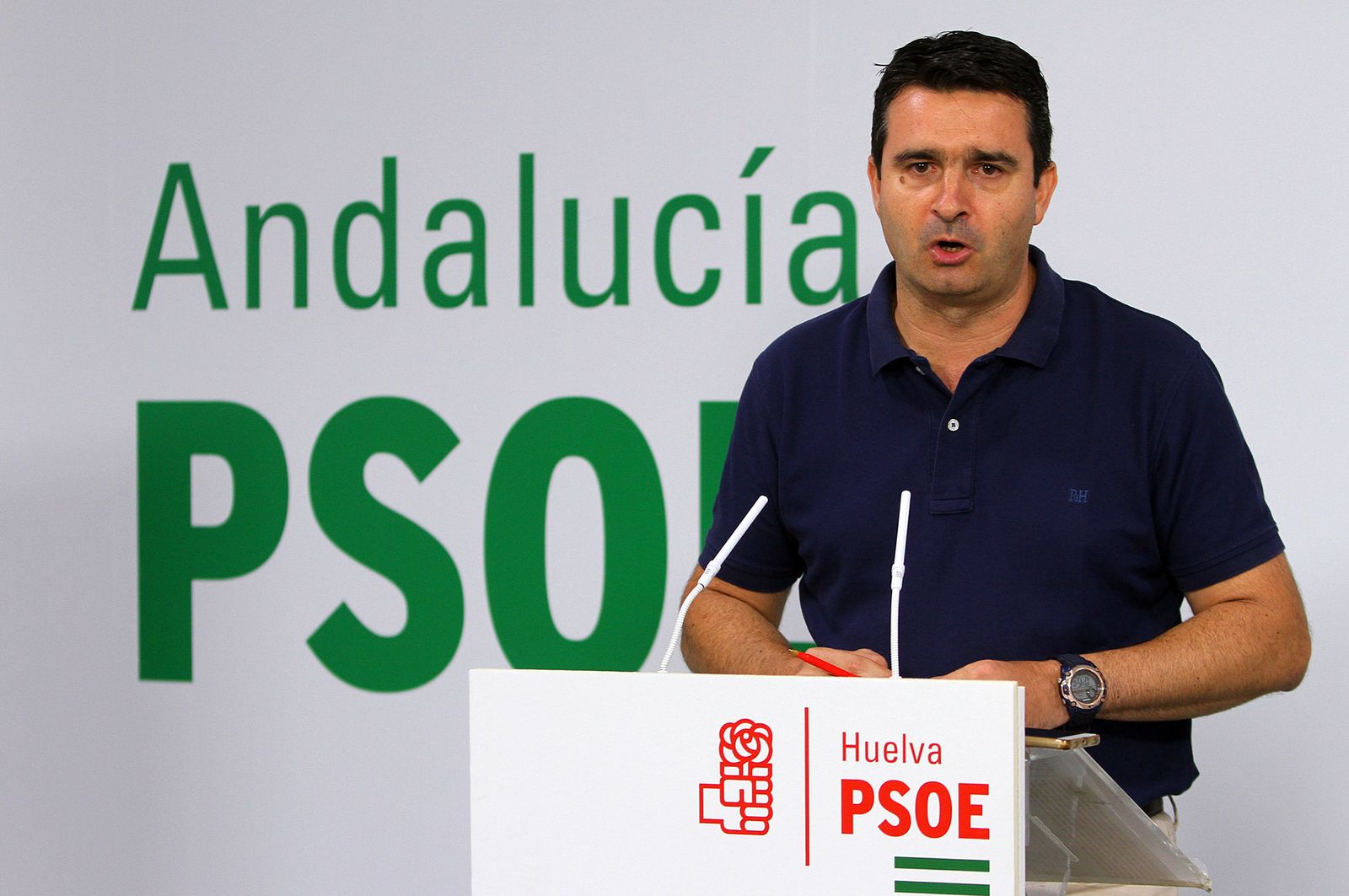 Amaro Huelva durante una rueda de prensa