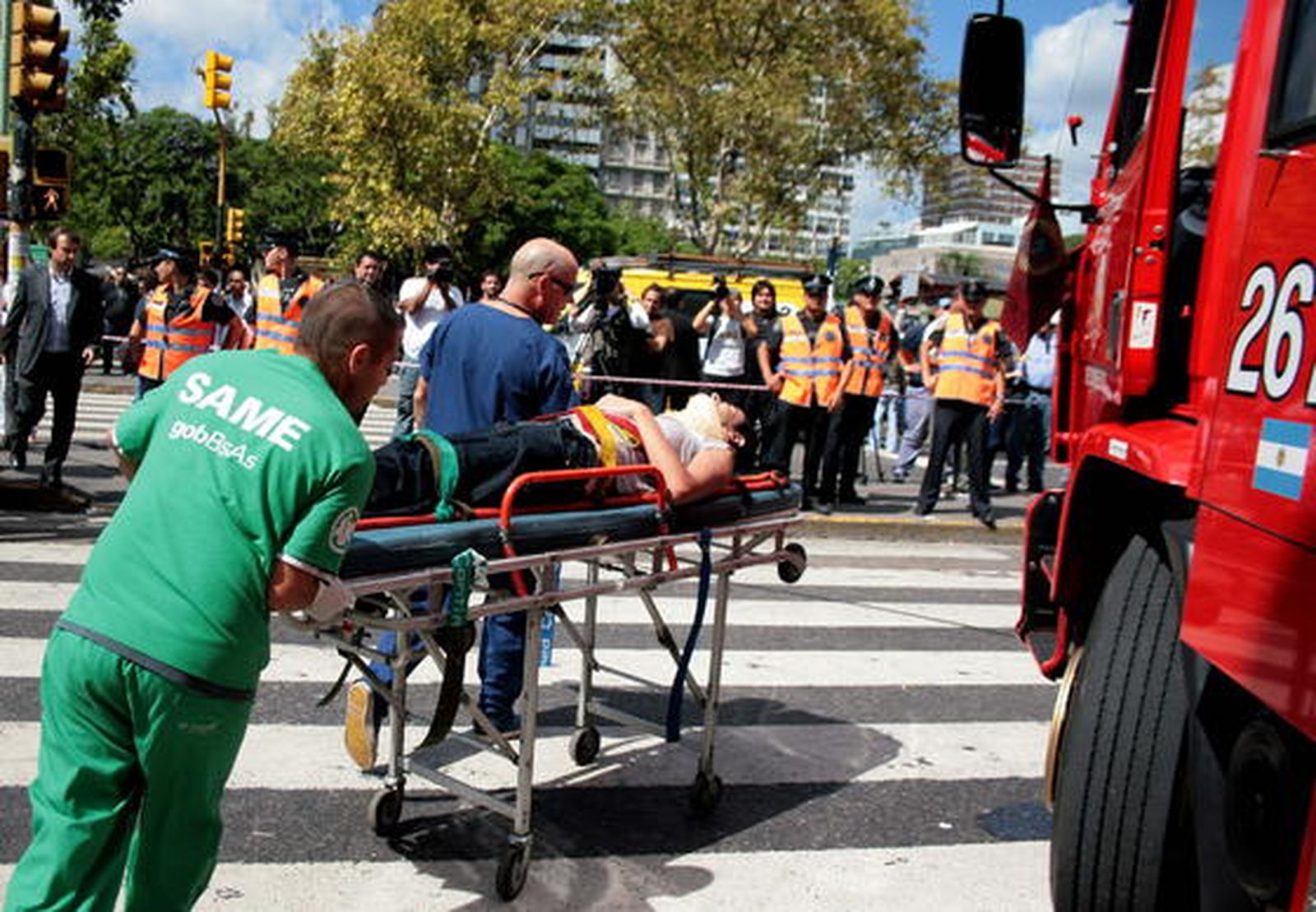 Un accidente cerca de Buenos Aires origina cientos de heridos y un gran número de muertos.

Foto: AFP Photo/ Reuters