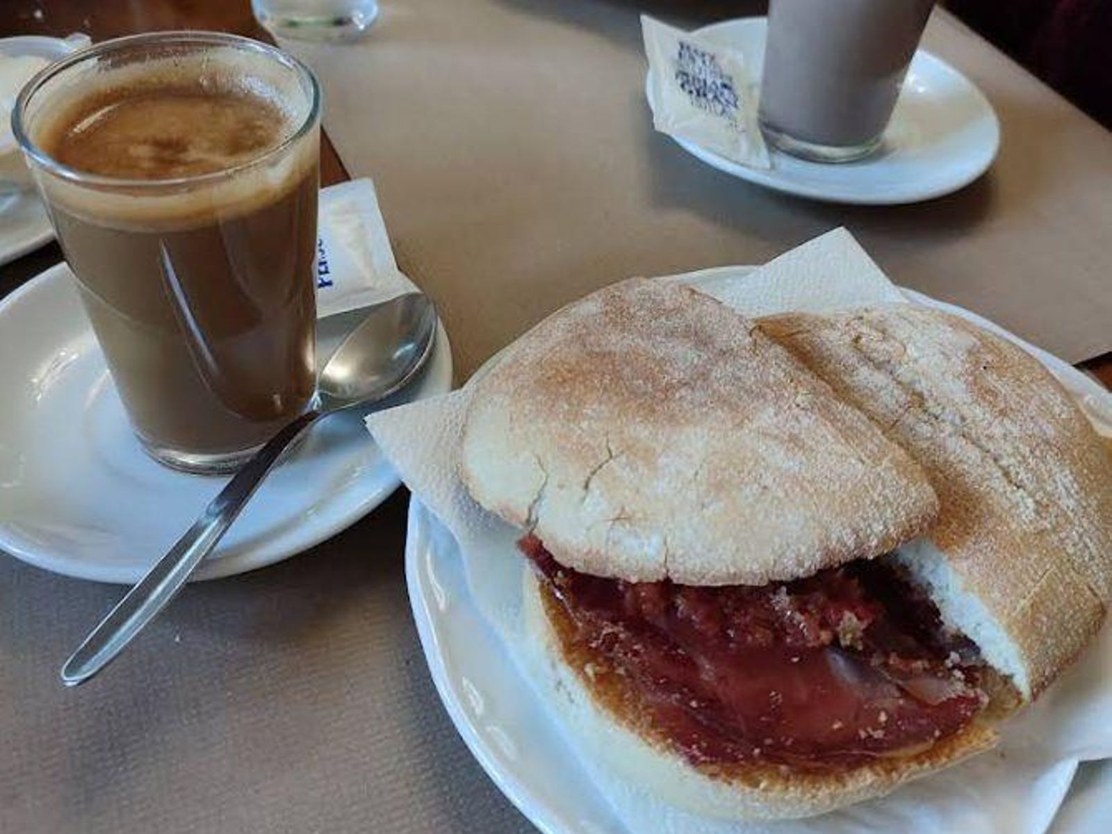 Los desayunos de Venta San José son los más buscados en el entorno del circuito