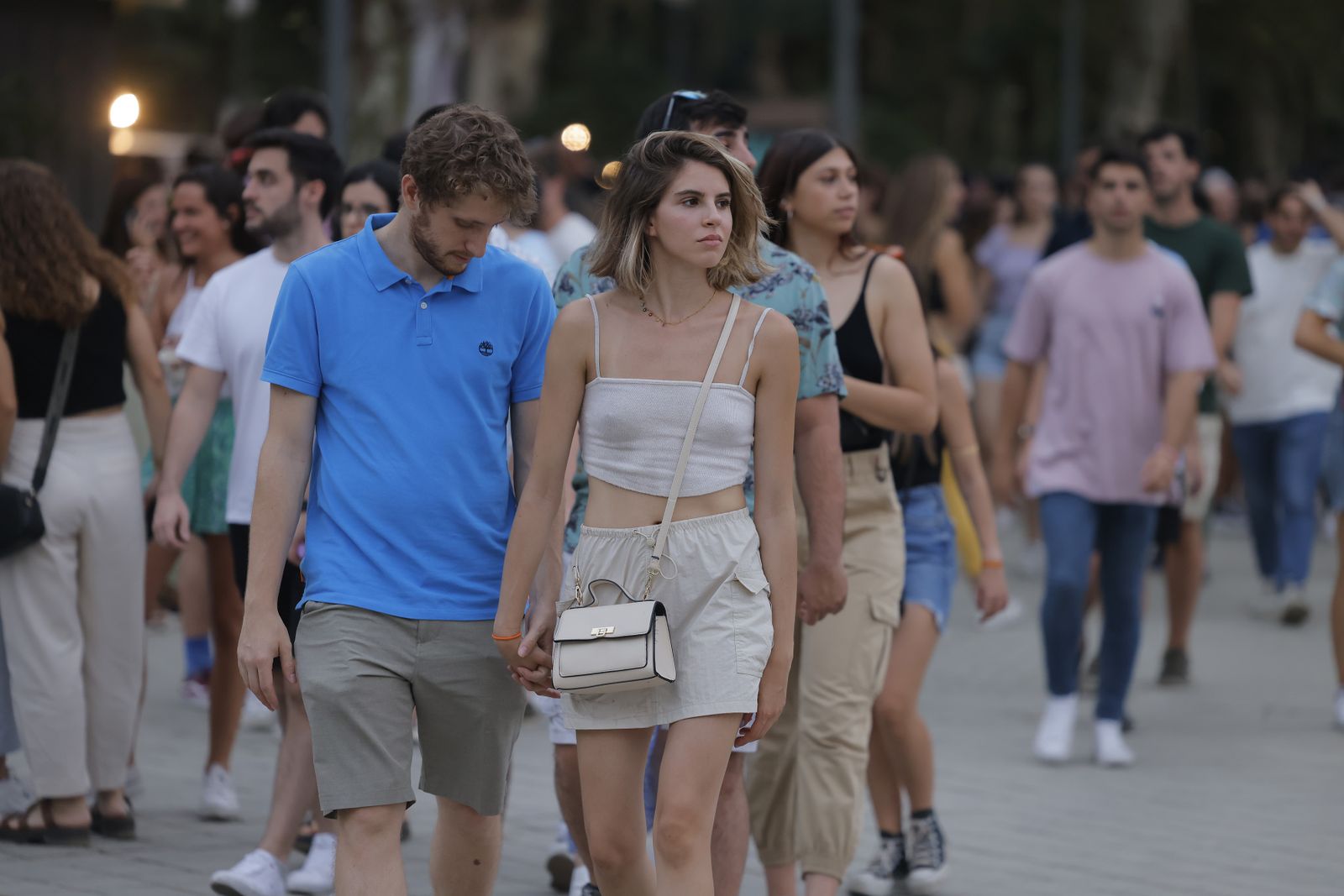 Búscate en las fotos del concierto de Bizarrap