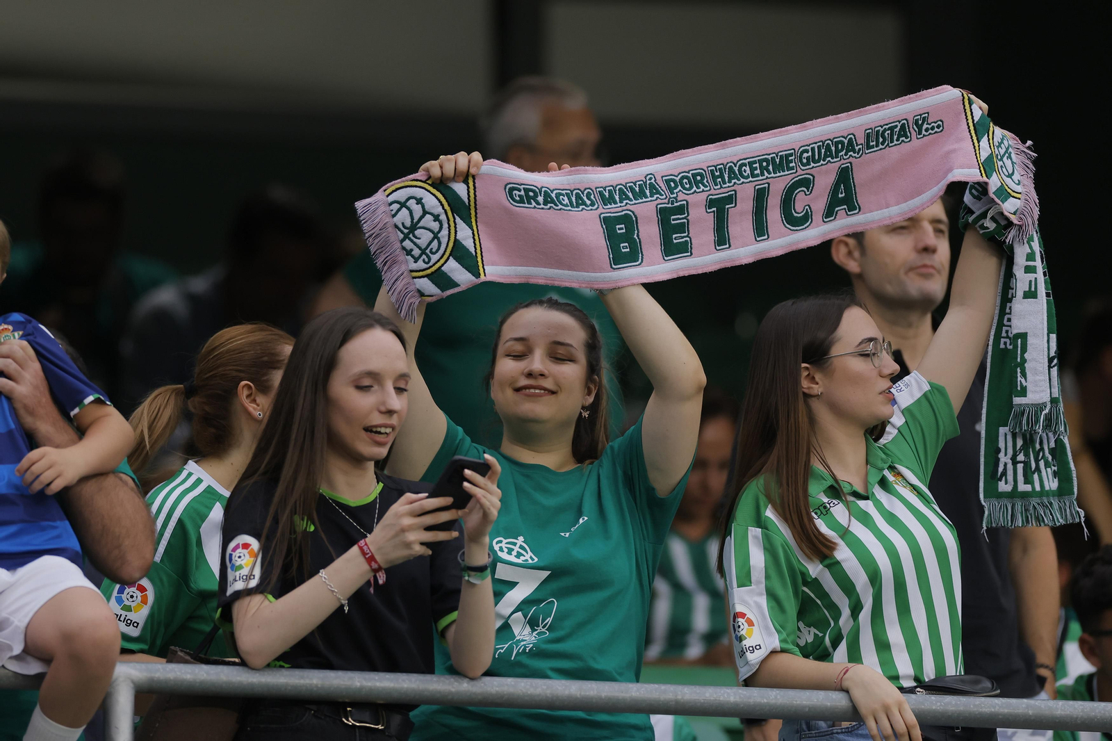 Búscate en las fotos de la despedida de Joaquín