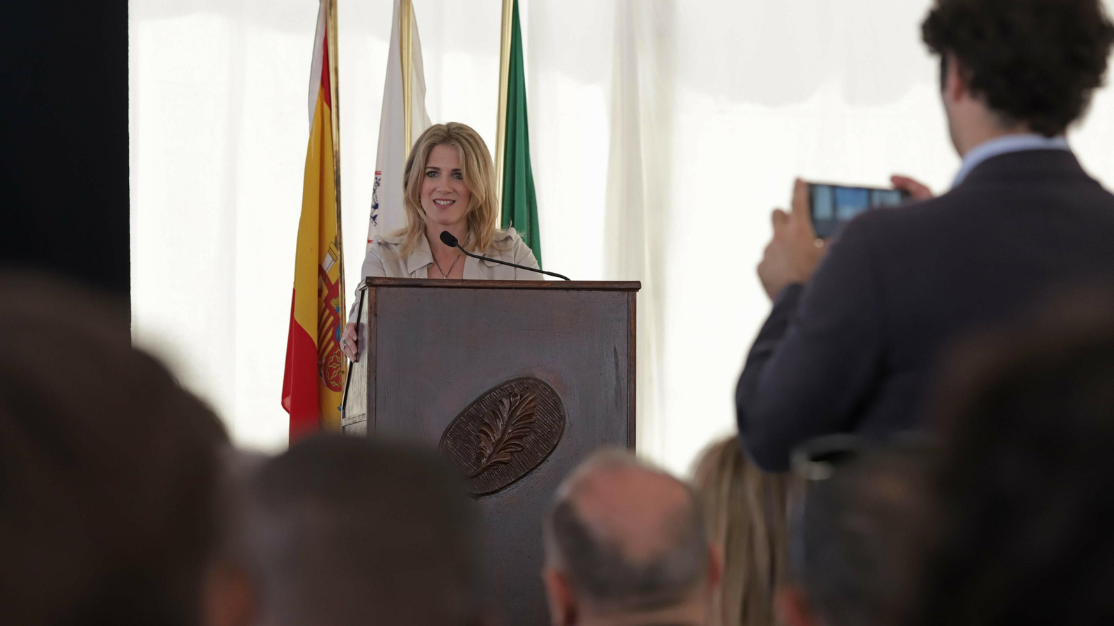 Las mejores fotos del nuevo dique flotante de Cernaval en San Roque