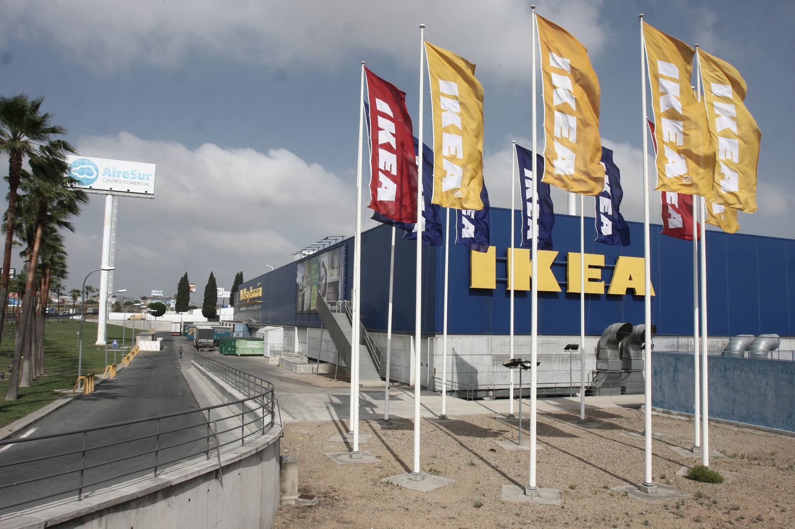 Ikea sacrifica parte del beneficio en España para invertir en venta 'on line'