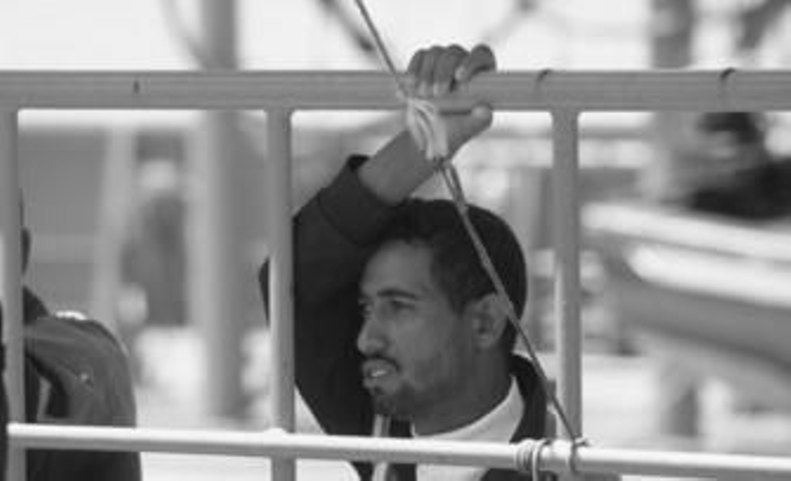 Un inmigrante magrebí interceptado en una de las pateras que llegó el pasado lunes a las costas de la comarca.