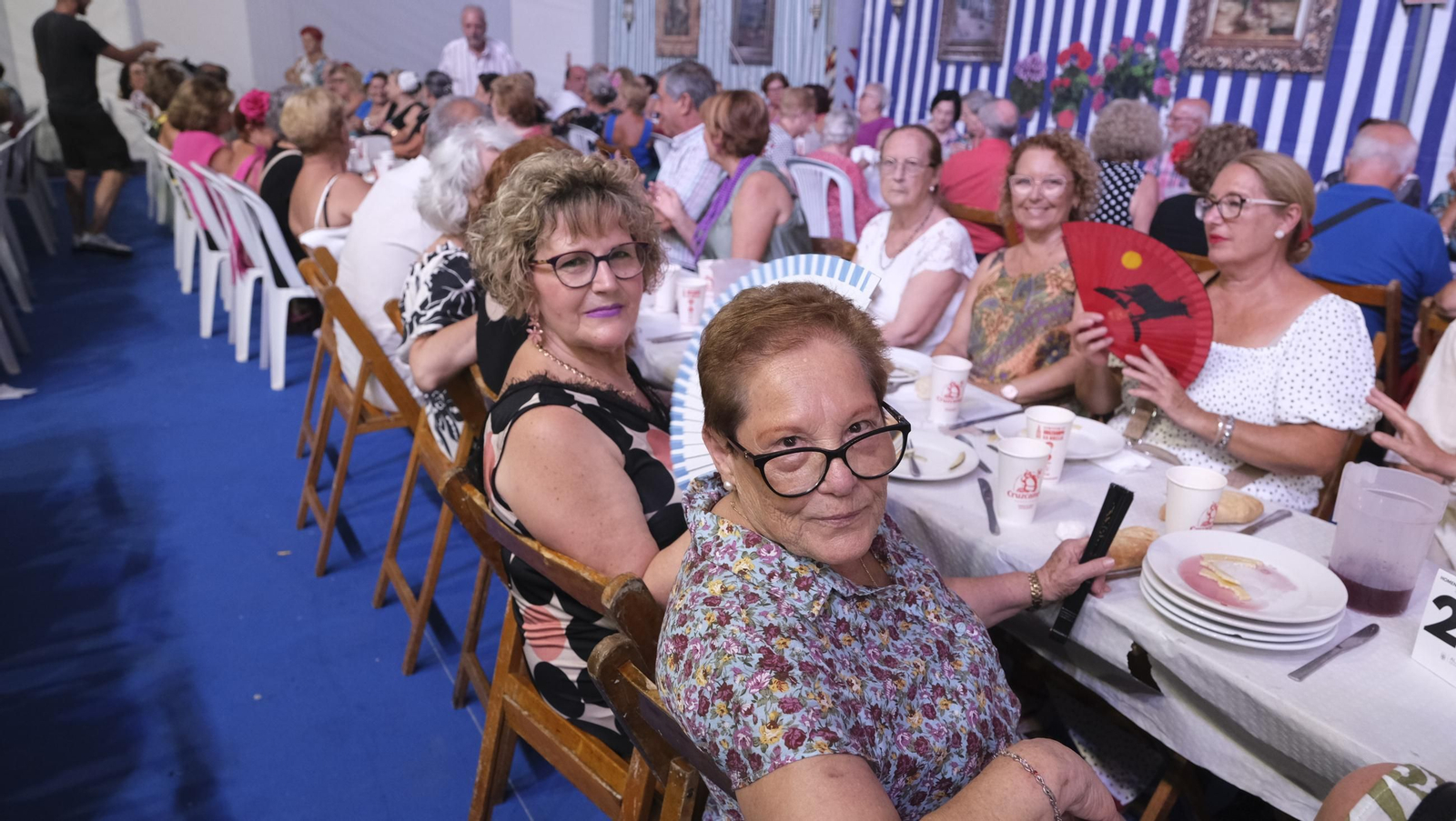 El homenaje a los mayores en la Feria de Almería 2025, en imágenes