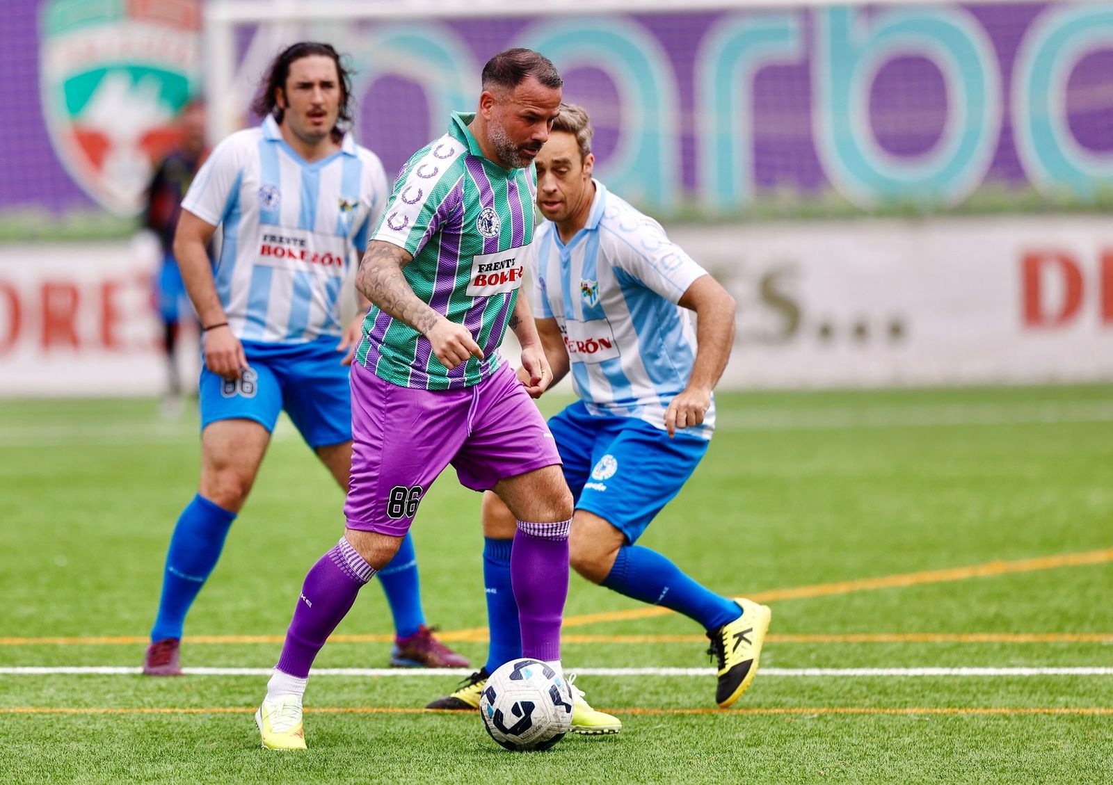 Leyendas del Málaga CF se reúnen en el césped