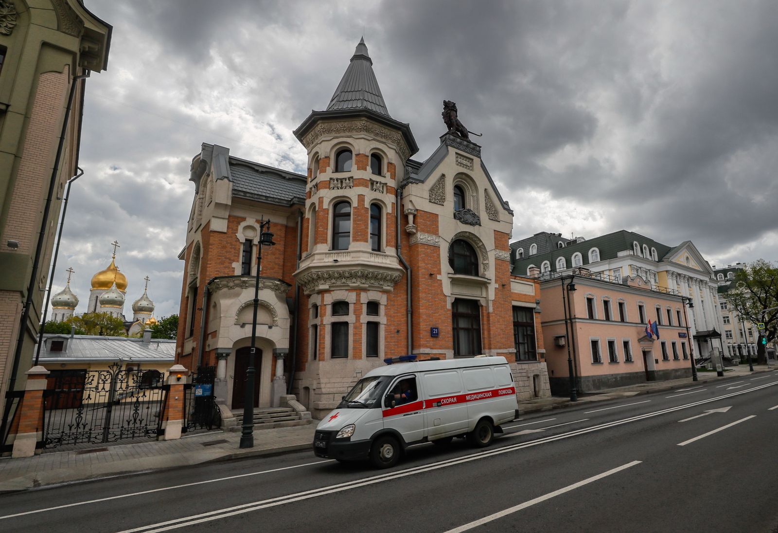 Una ambulancia en Moscú.