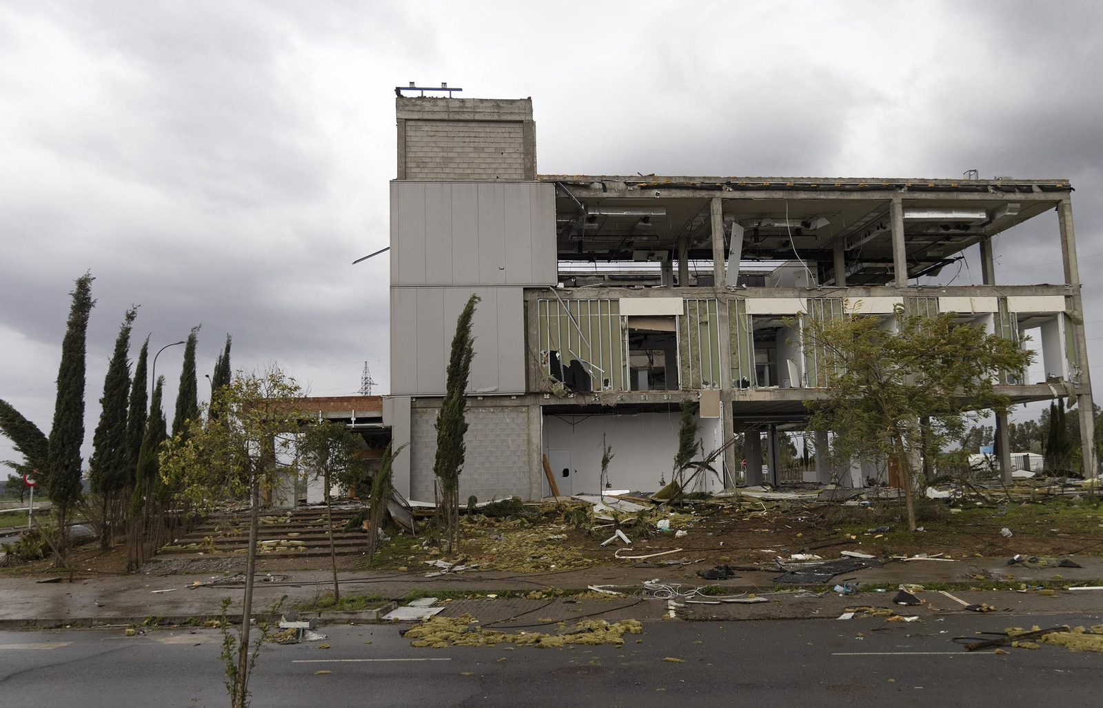 Soland Center: El edificio expoliado de Abengoa, en imágenes