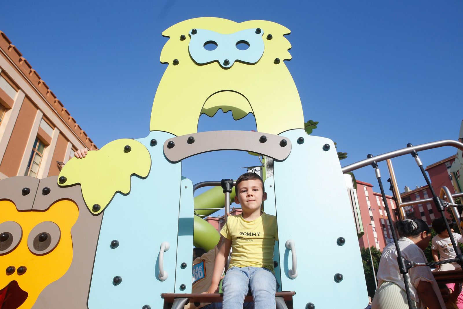 Las fotos de la inauguración del nuevo parque infantil junto al Conservatorio de La Línea