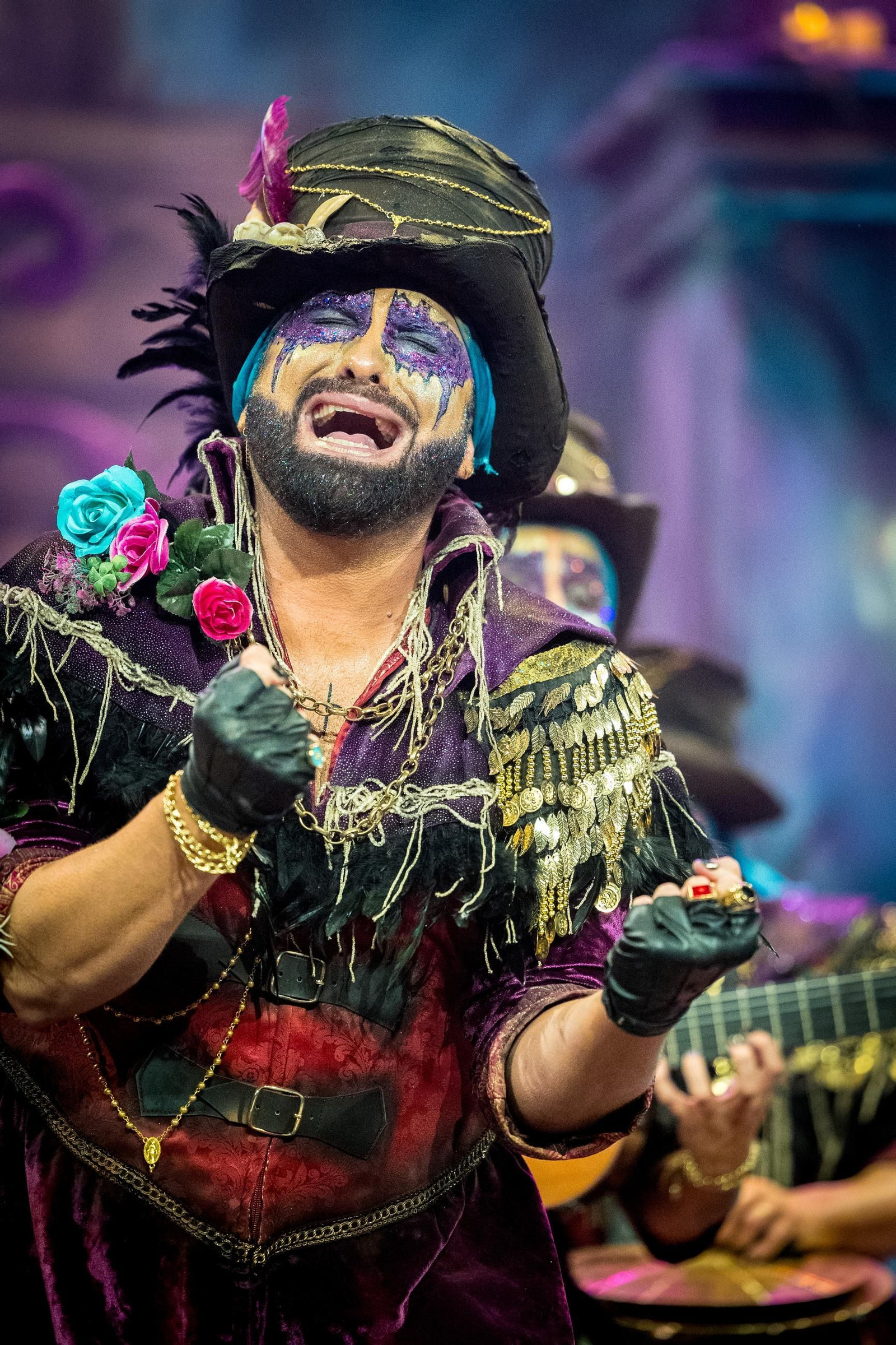 Búscate entre las mejores imágenes de la sexta sesión de cuartos de final del COAC 2025