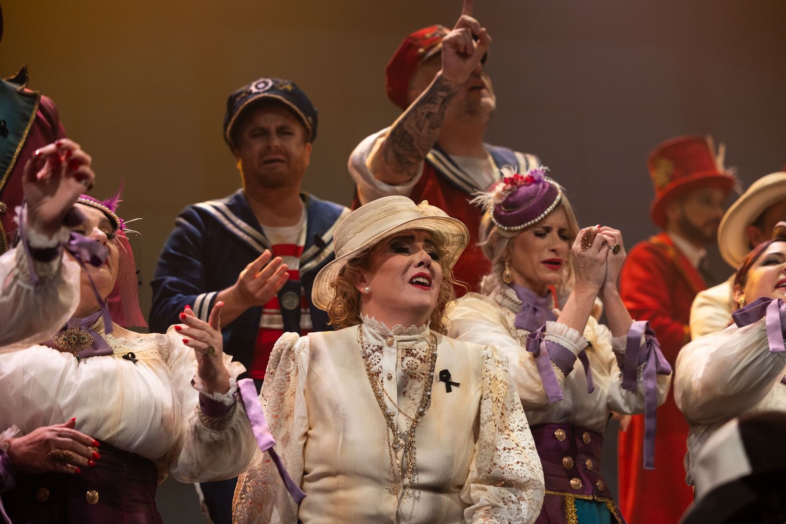 Búscate entre las mejores imágenes de la décima sesión de preliminares del COAC 2026