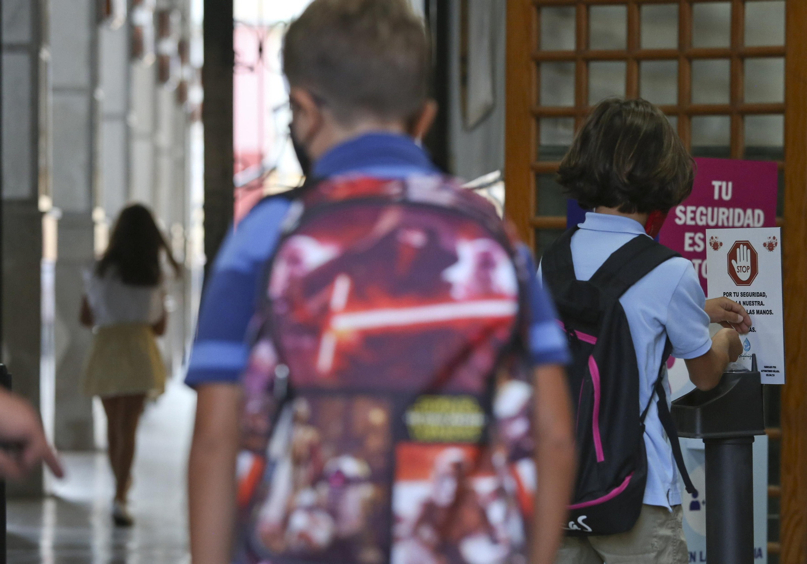 Vuelta al cole en Málaga: Fotos de un día de nervios y mascarillas