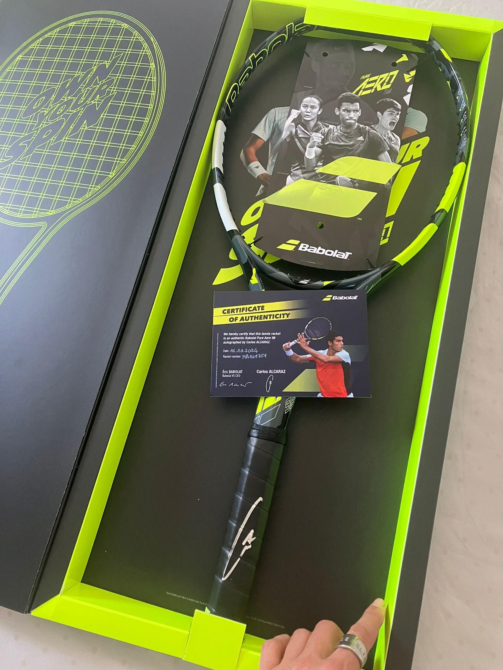 La raqueta firmada por el tenista murciano de la marca deportiva Babolat.