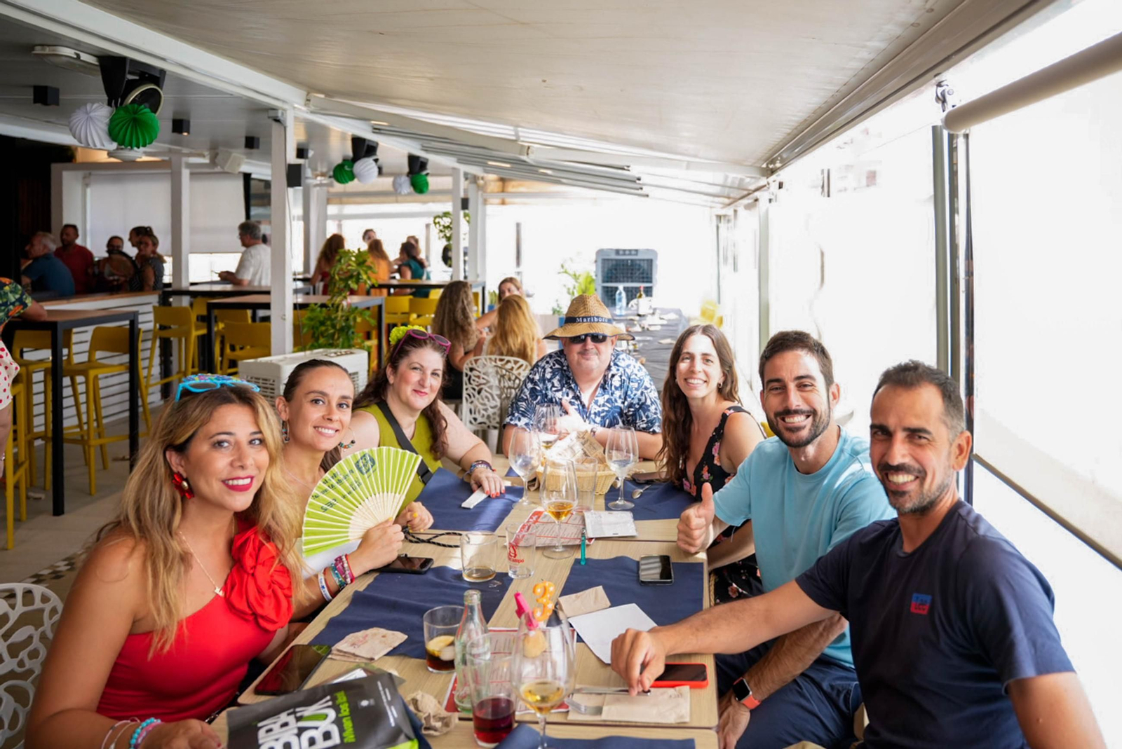 Los almerienses disfrutan del lunes en la Feria del Mediodía