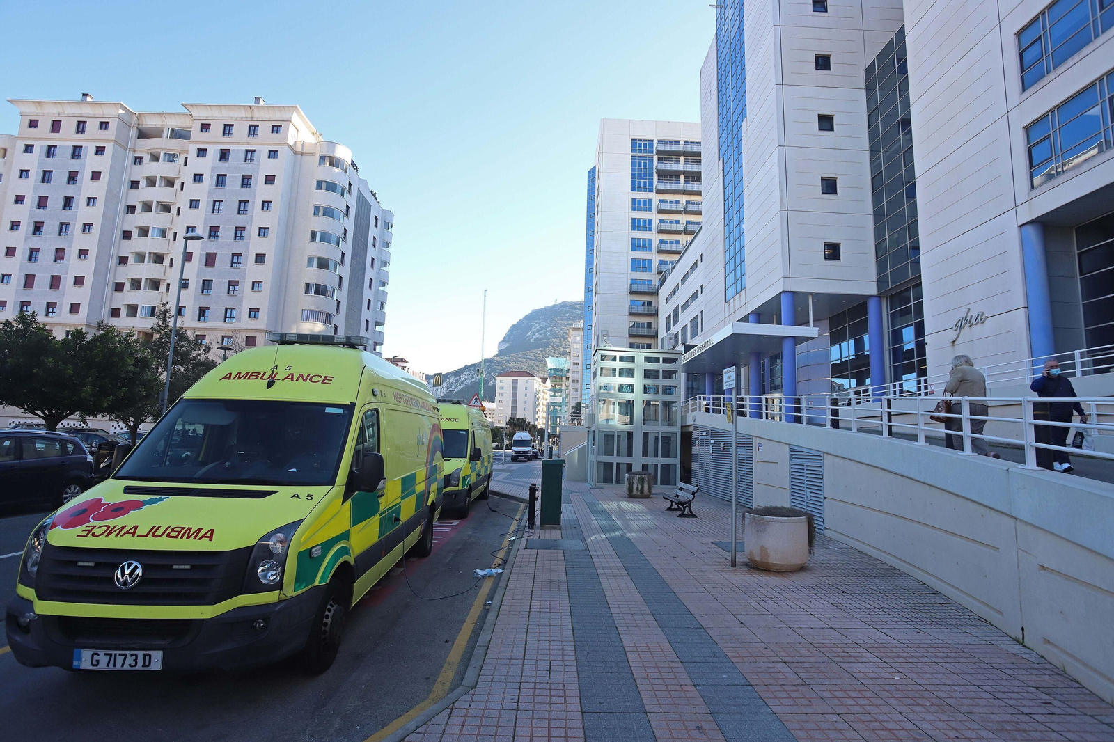 El exterior del hospital de San Bernardo, en Gibraltar.
