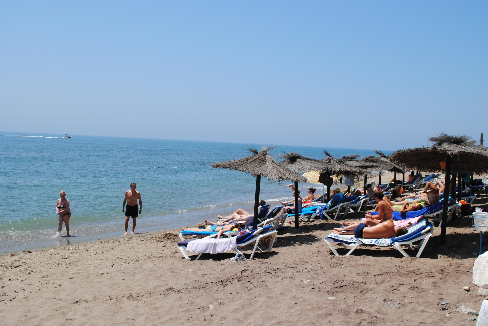 Encuentra la magia de la Costa Tropical en estas playas de Granada