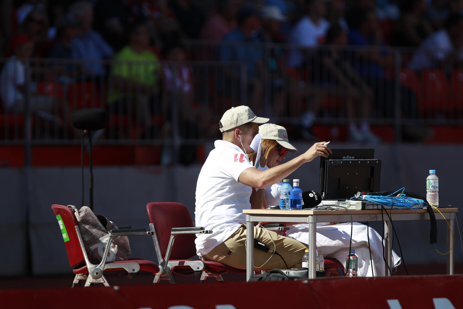 Imágenes del empate a 3 de la U.D. Almería y el Granada C.F.