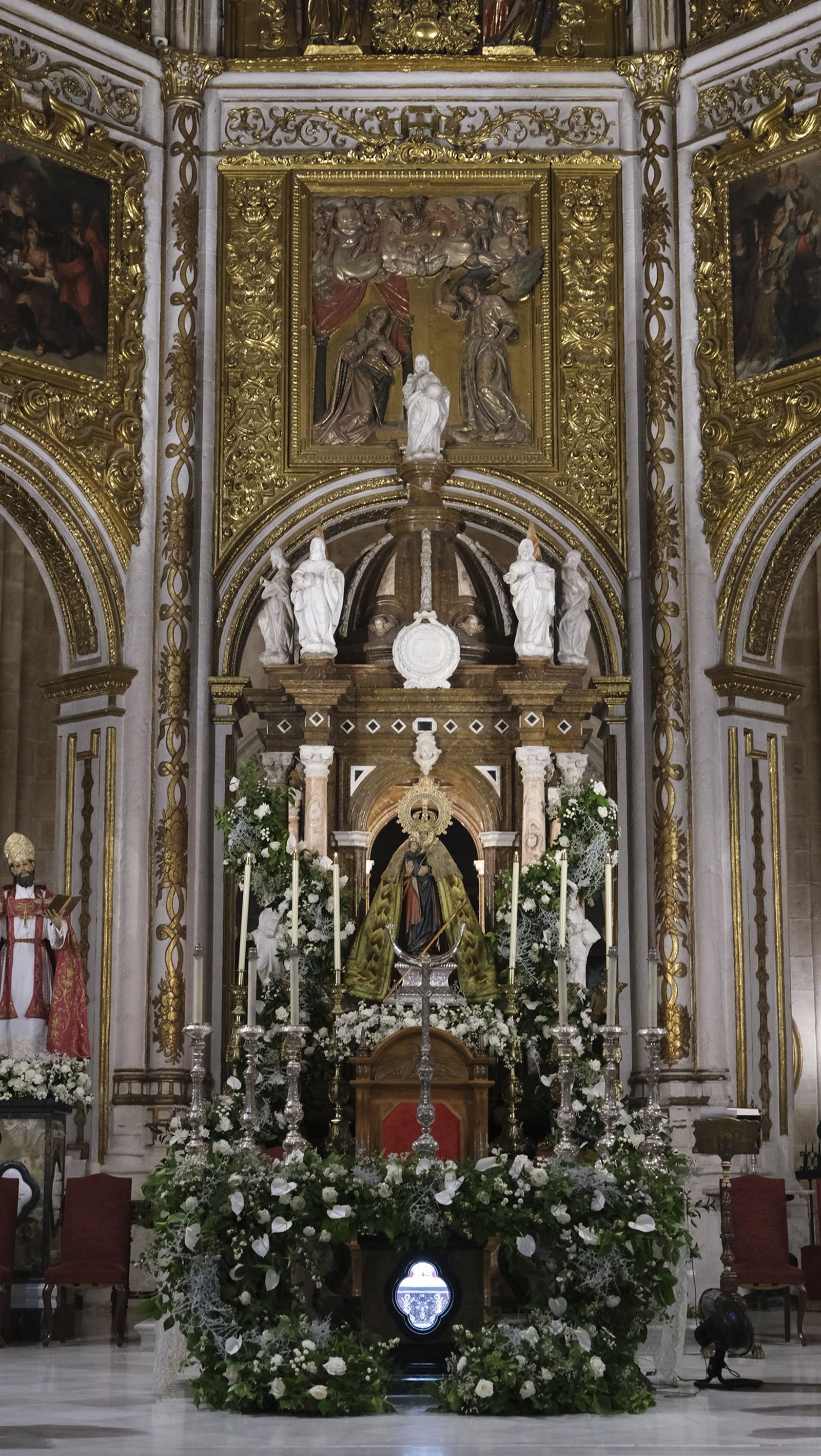 Pregón de la Virgen del Mar en la Catedral de Almería, en imágenes