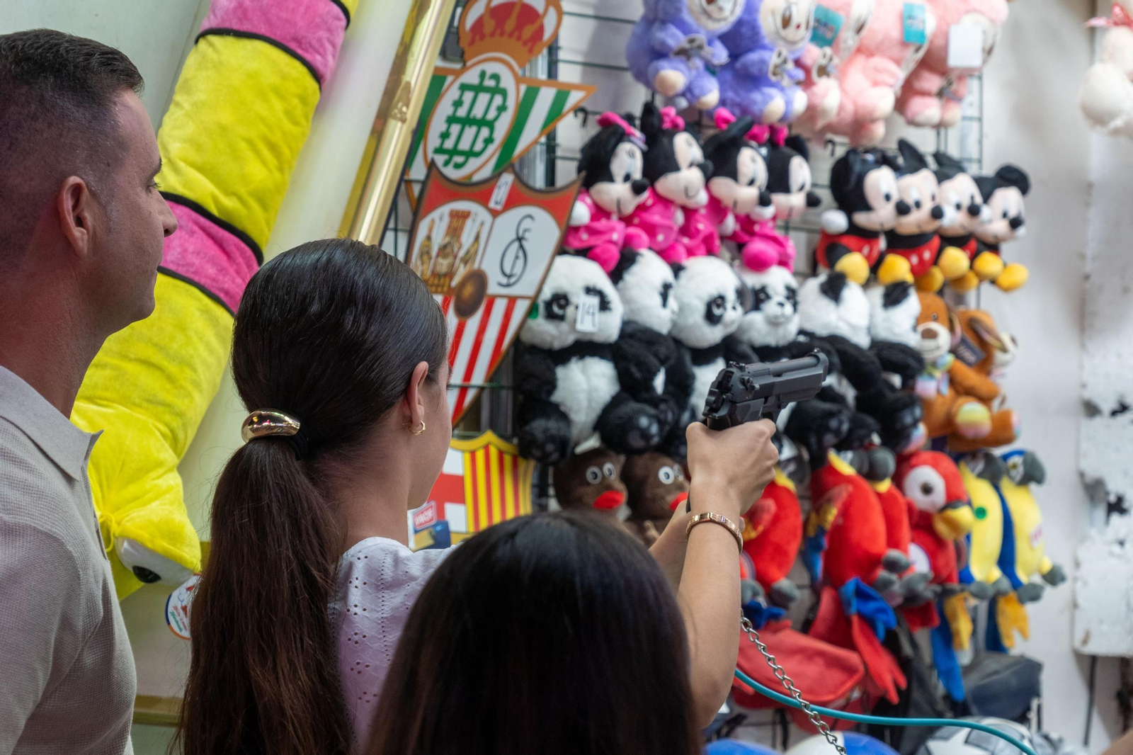 Colombinas 2025: Imágenes del ambiente el primer día de las Fiestas Colombinas