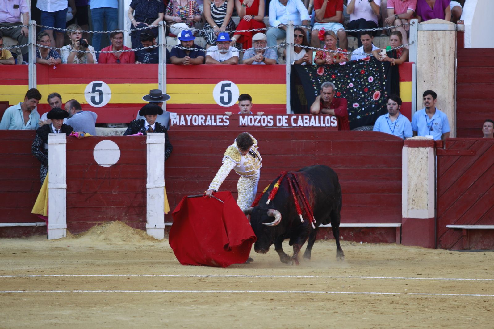 Imágenes del triunfo del torero almeriense Jorge Martínez el día de su alternativa