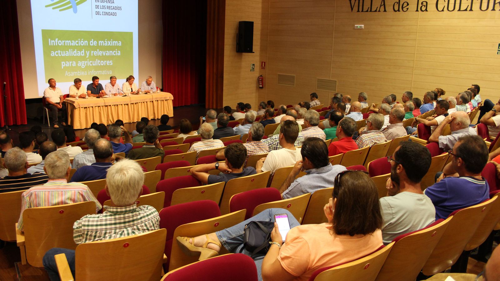 Reunión de la Plataforma de Regadíos en Bonares.