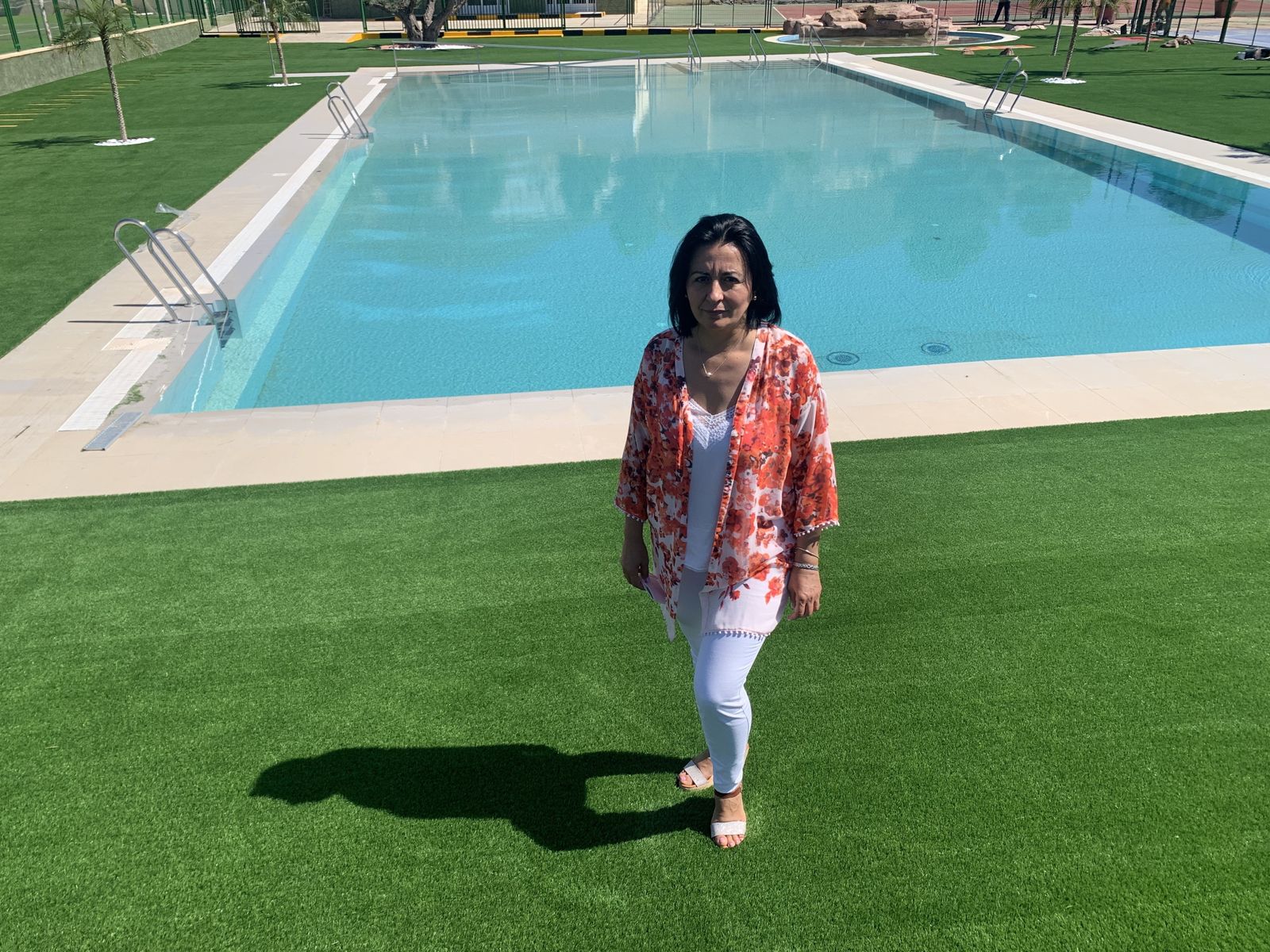 Cantoria estrena el verano con una piscina pública inspirada en los resort de lujo