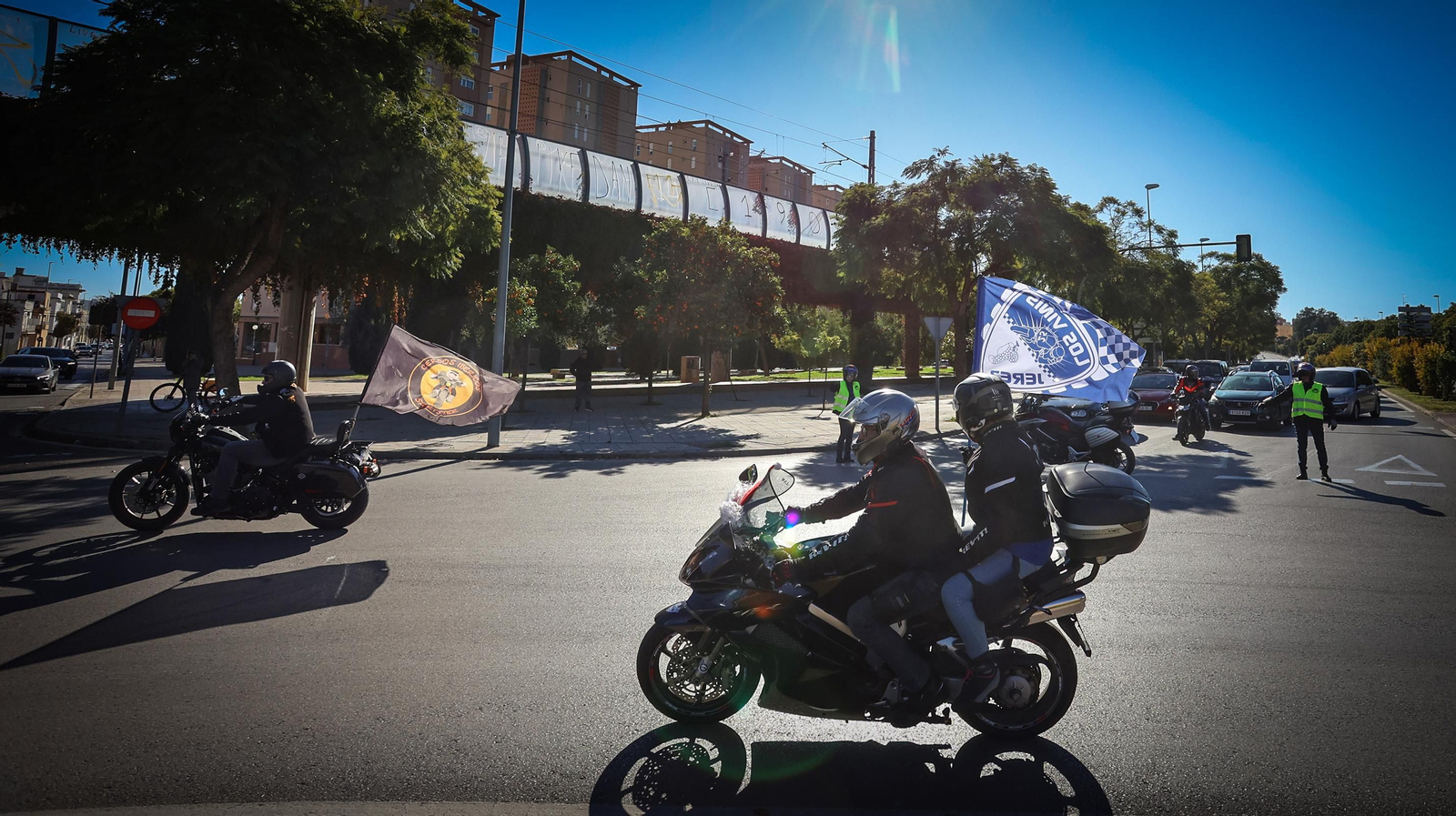 Búscate en la gran motorada solidaria celebrada en Jerez