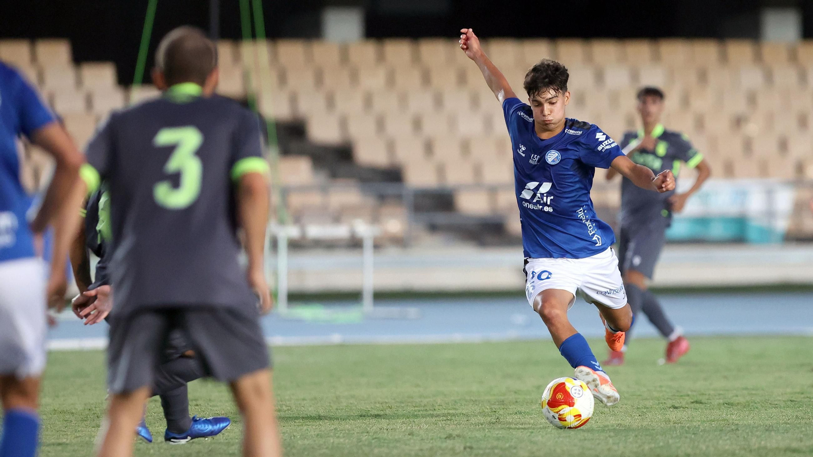 Imágenes del amistoso entre el Xerez DFC y el Ceuta B en Chapín