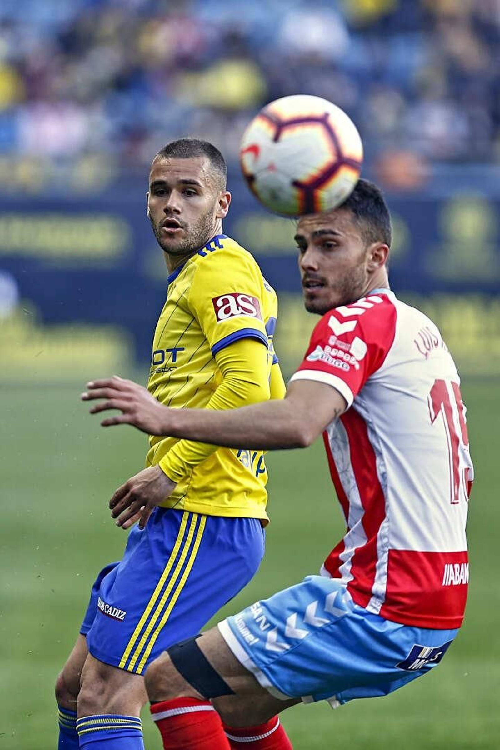 Imágenes del partido de fútbol Cádiz CF - CD Lugo