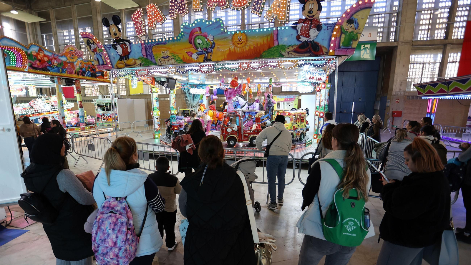 Imágenes del primer día de Juvelandia en Jerez